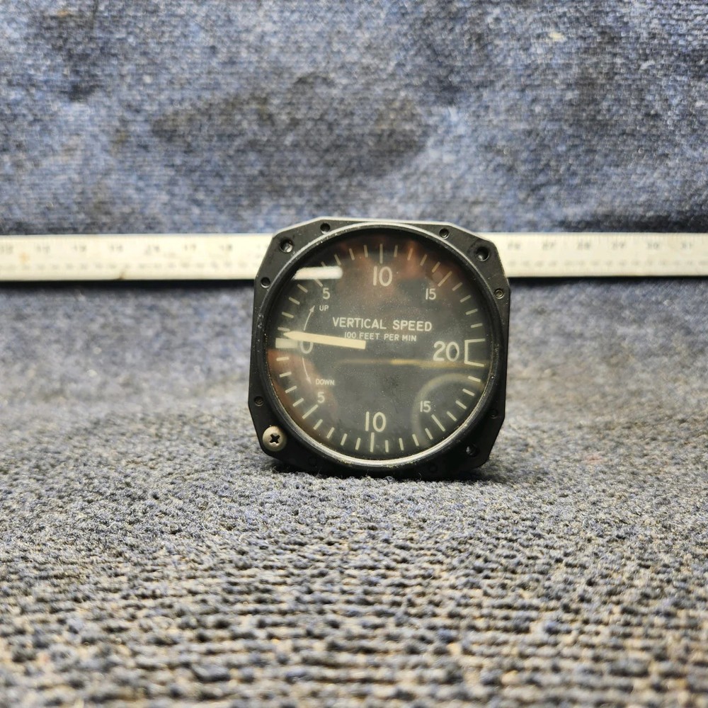 Vertical Speed Indicator | Piper PA28-140 | Vertical Speed Indicator