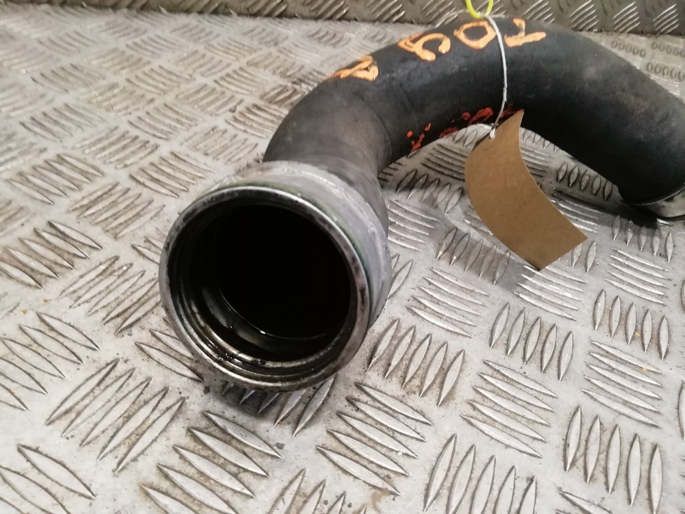 VW Transporter T5 Intercooler Pipe 2.5 7H0145709A