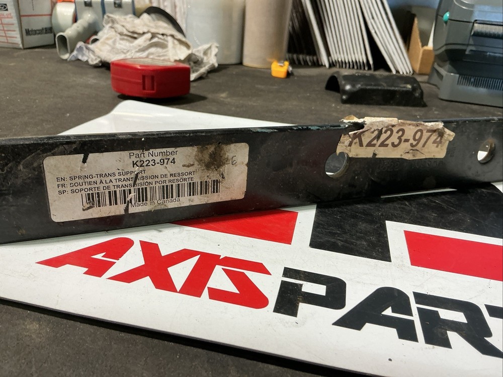 KKENWORTH SPRING TRANS SUPPORT K223-974