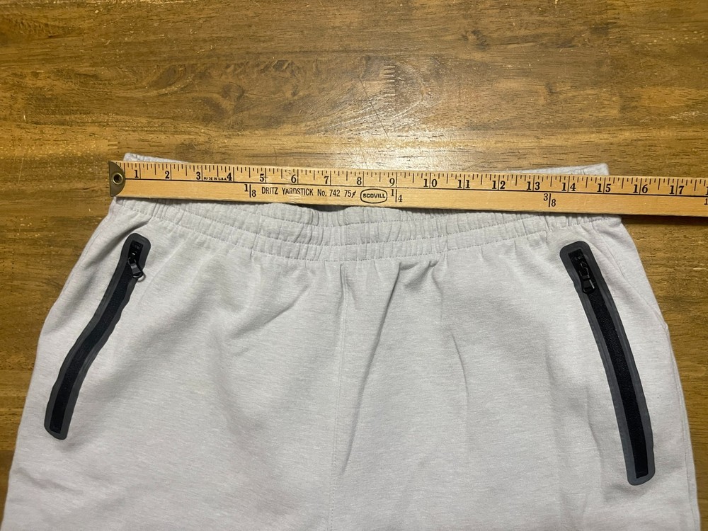 Old Navy Active Shorts, Men's Size 30, Grey Black, Pull On