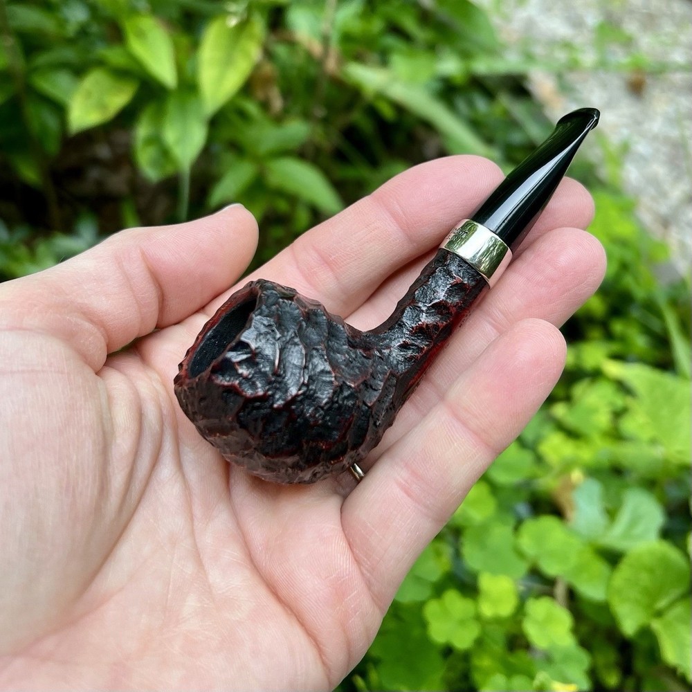 Peterson Junior Rusticated Nickel Mounted Short Apple Fishtail Pipe - New