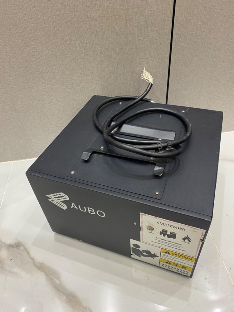 AUBO ROBOTS Control Box Model: AUBO-CB-M (Only control box)