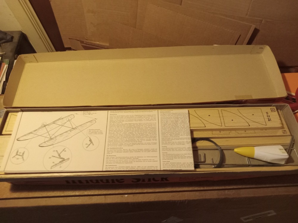 Vintage German Graupner Middle Stick kit with float kit