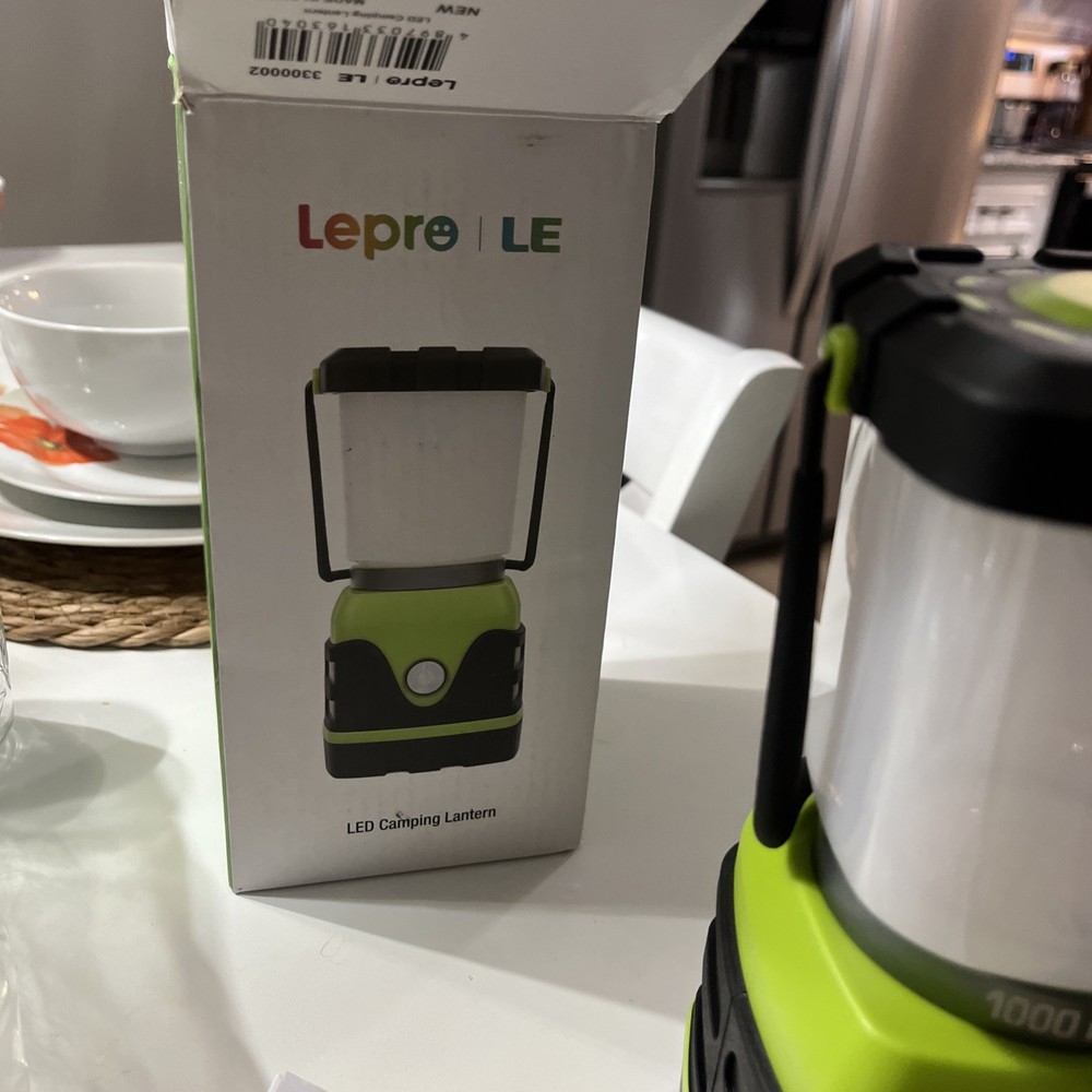 LE 3300002 Battery-Powered Camping Lantern