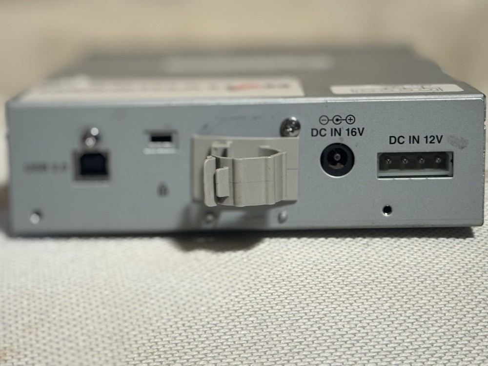 Panasonic P2 Card Reader AJ-PCD10 5-SLOT￼