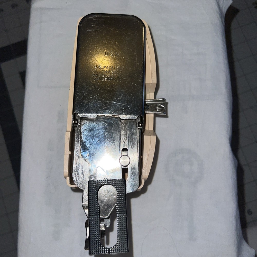 Vintage Singer Sewing Machines Buttonholer