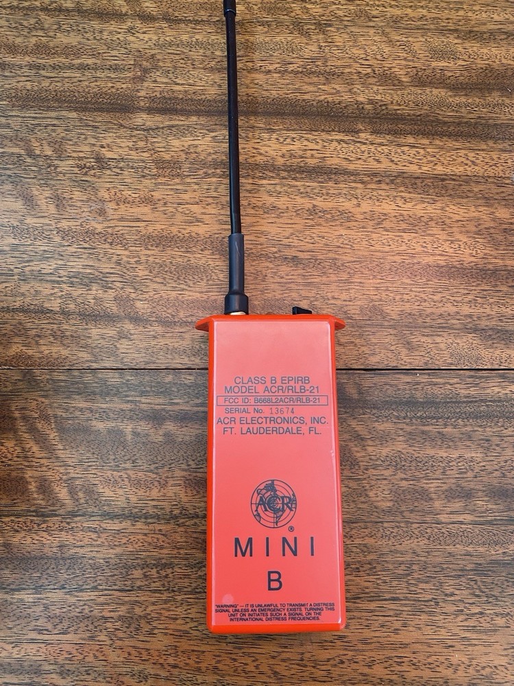 ACR Class B EPIRB RLB-21 Emergency Beacon W/Bracket, Tether & Orig Box Powers On