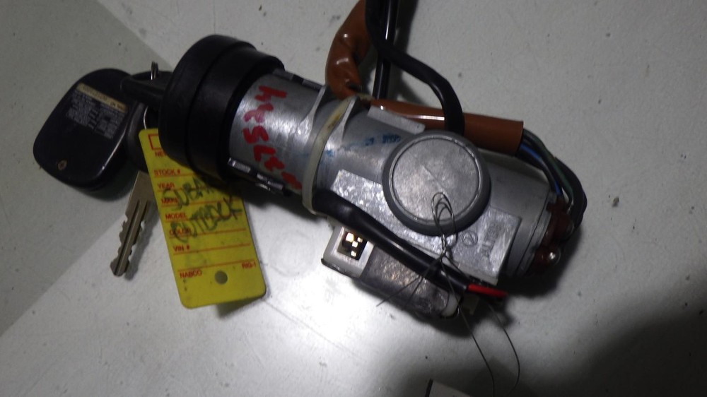 01 SUBARU LEGACY Ignition W/Key