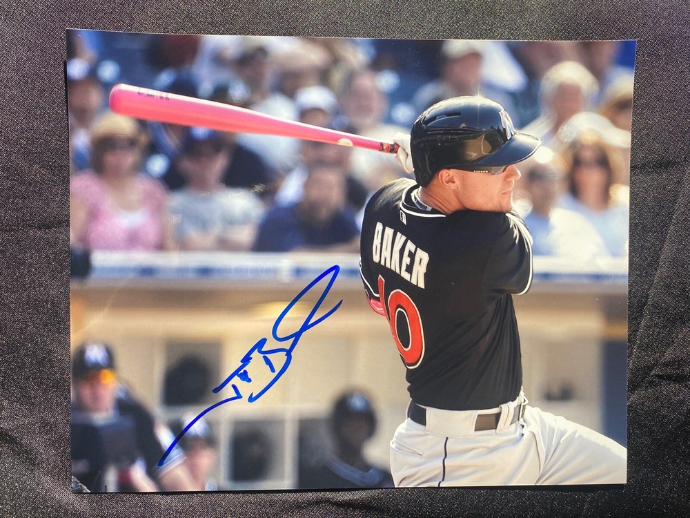 Jeff Baker Miami Marlins Signed Auto Autographed 8x10 Photo