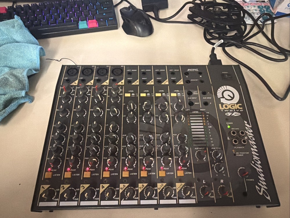 Studiomaster Logic Twelve Mixer Tested Powers On Not Fully Tested With Audio