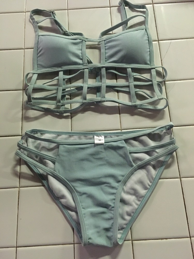 Womans  2 Piece  Multi String Swimsuit Blue Size Small