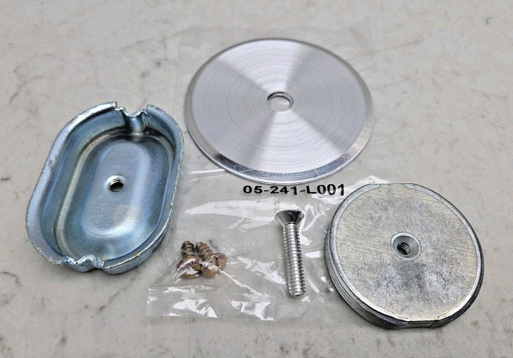 Square D G202S2 Abandoning Outlet Plate Assembly Service Fitting New