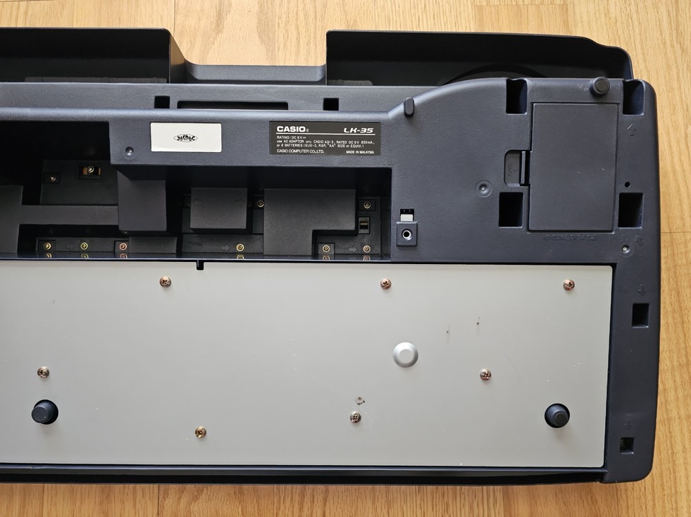 Casio LK-35 Lighted Key Learning Keyboard w/ Stand Adapter Box 61 Key Piano WORK