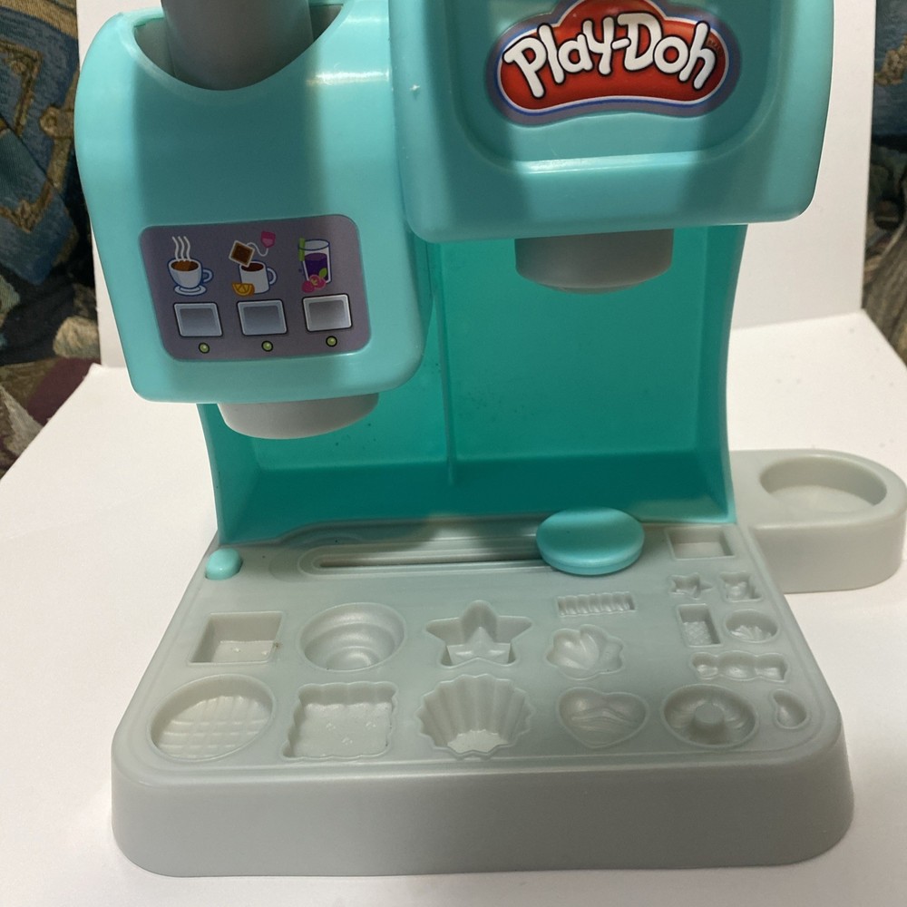 Play-Doh Cafe Kitchen Creation