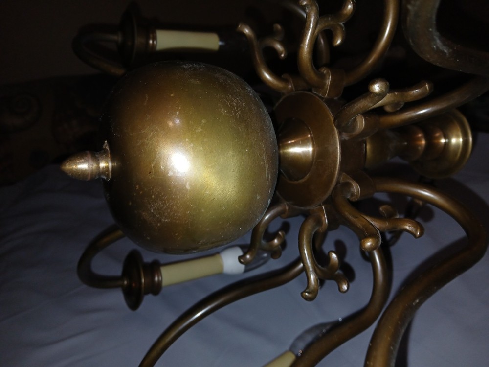 Antique Brass 8 Kight Candlestick Chandelier