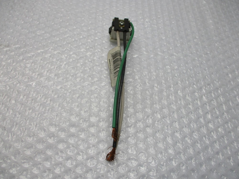 LEVTION 014-1374 RECEPTACLE NSNP