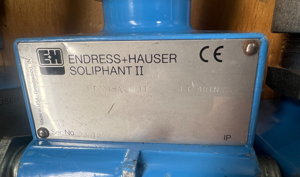 Endress + Hauser Soliphant II FTM31 FTM31-A5BB11 Level Limit Switch L1 48in Used