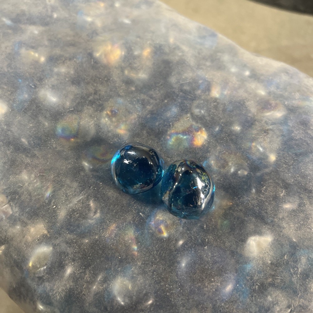 Glass Reflective Fire Diamonds (10lbs)