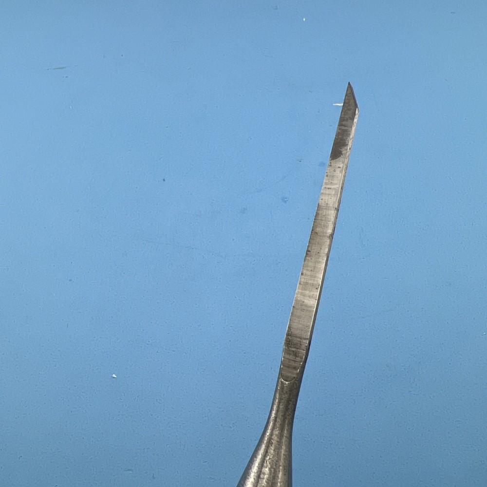 VINTAGE RARE SMALL 1/8'' WIDTH MARPLES CHISEL ,UK .