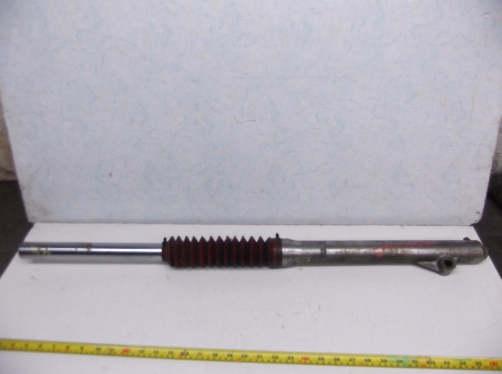 YAMAHA  DT125  FORK