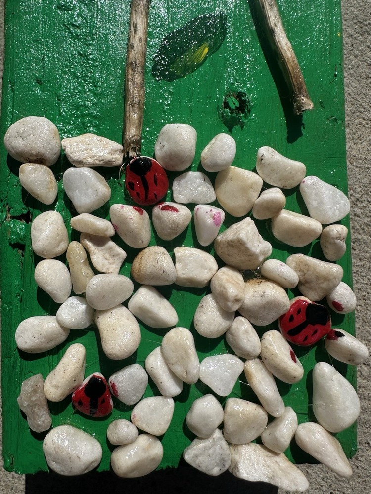 Custom Hand Painted Log Scape (Flowers)