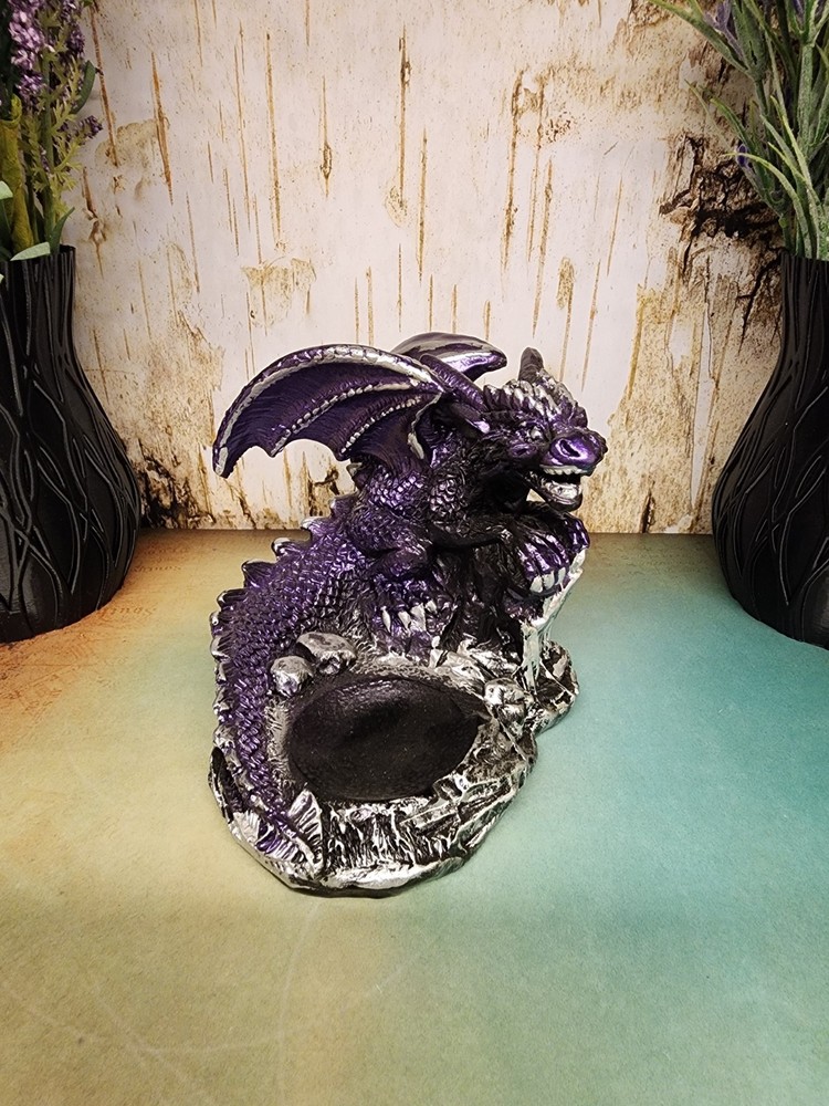 Fierce Keeper Dragon Stand