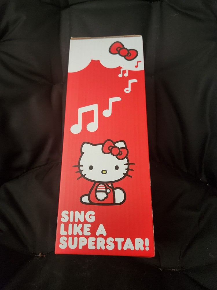 HELLO KITTY BLUETOOTH KARAOKE MICROPHONE AND WIRELESS SPEAKER