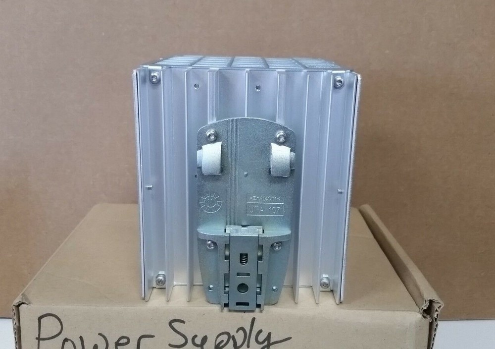 IDEC PS5R-TJ24 Power Supply