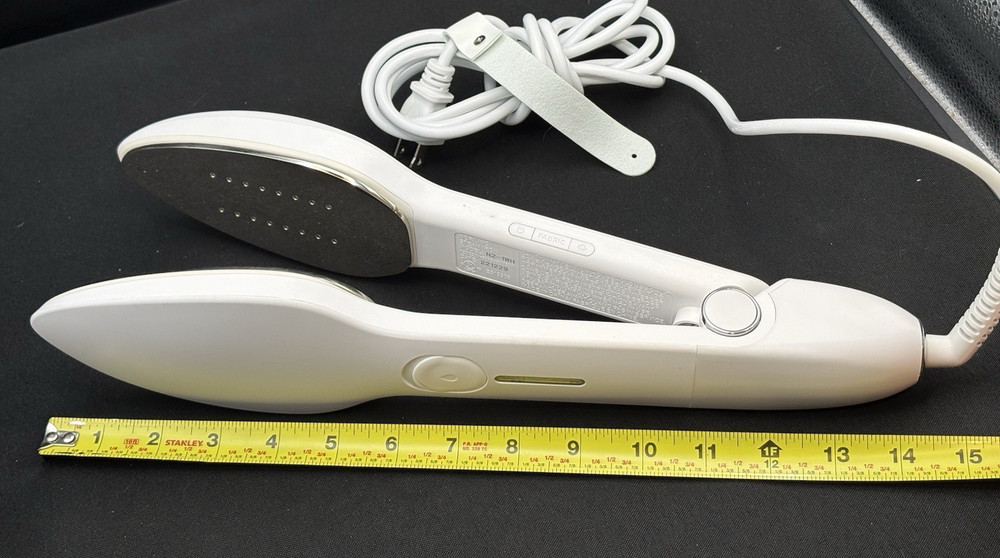 Nori Press Handheld Steam Iron - White