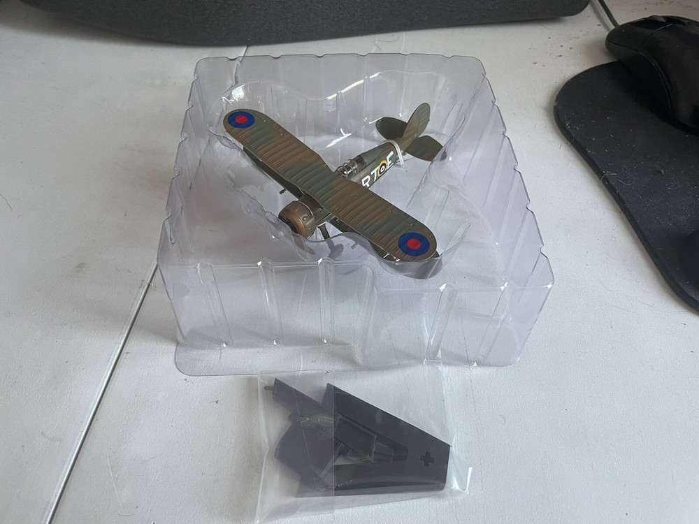 Easy Model 36458 1/72 Scale Gladiator Mk.I 112 Sqn. RAF RT-E - Boxed