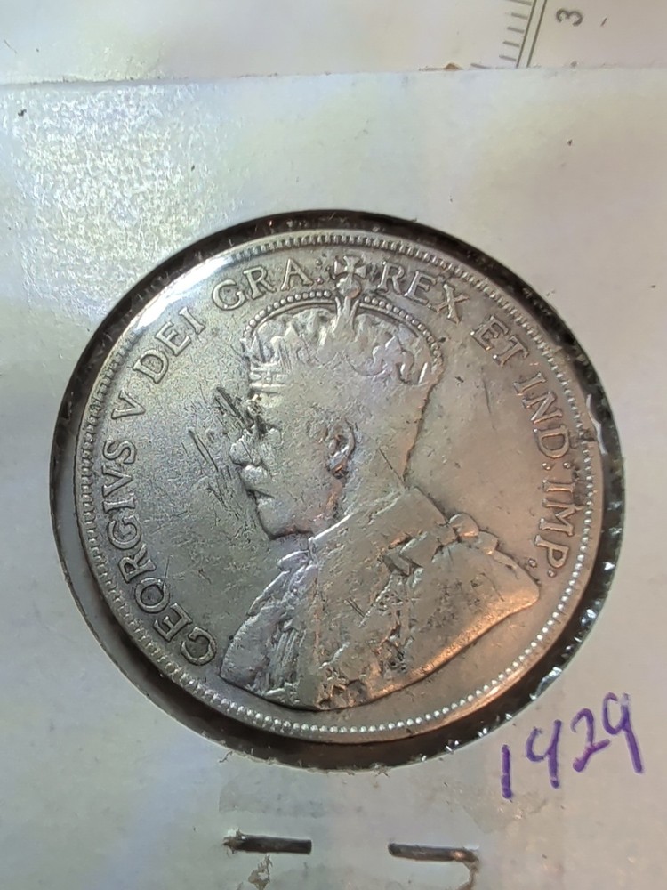 1929 CANADA SILVER 50 CENTS COIN -BB65