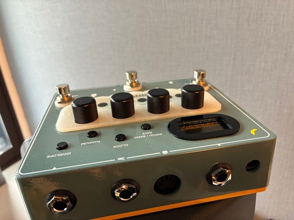 BANANANA EFFECTS TARARIRA Sequencer Effect Pedal