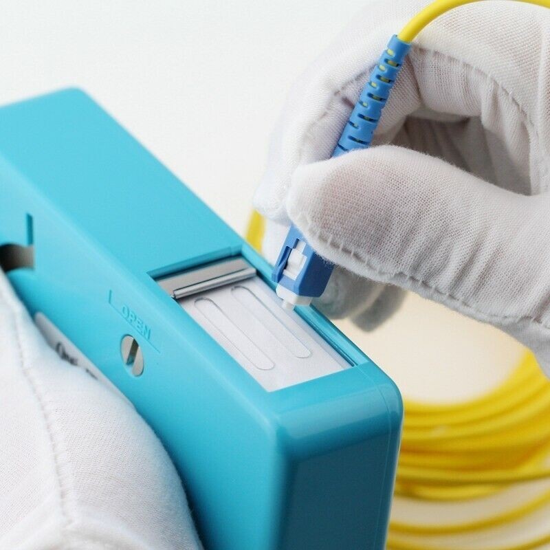 Optical connector cleaning reel