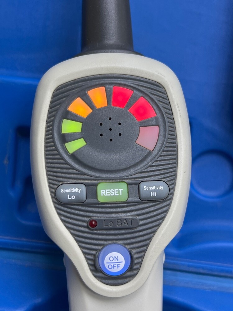 P&M REFRIGERANT LEAK DETECTOR PM-382