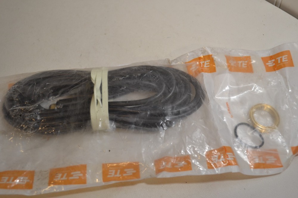 Laird Technologies Antenna Cable 3/4 IN Brass MT NO CONN
