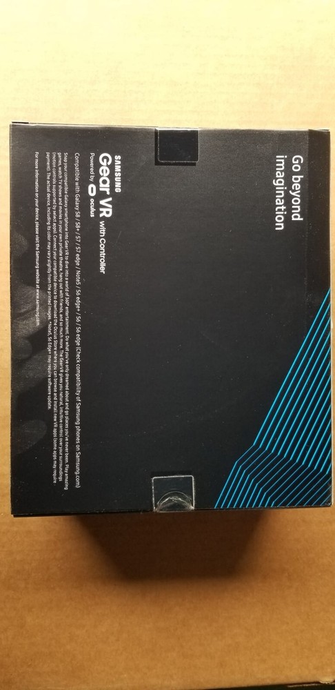 Samsung SMR324 Gear VR with Controller - Black