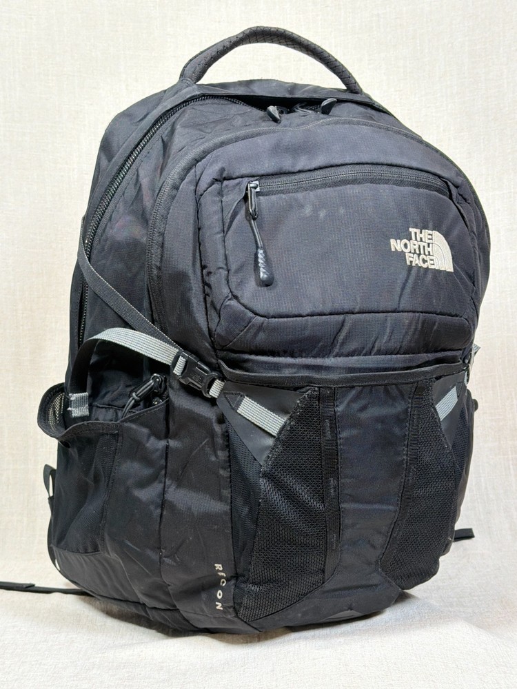 The North Face Recon Backpack - Black - Pre-Owned