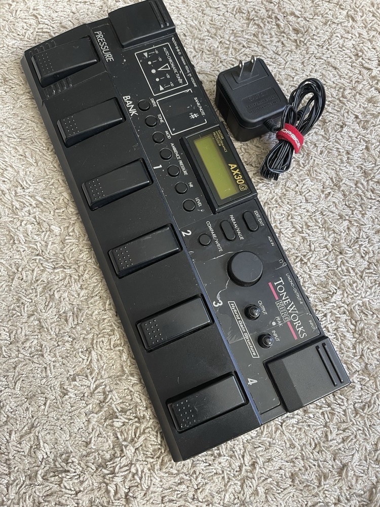 ✨Korg ToneWorks AX30G✨ Multi Effects Pedal W/PSU Working!