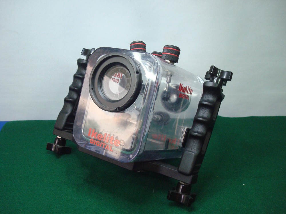 Ikelite Underwater System Dive Camera Video Housing  6040
