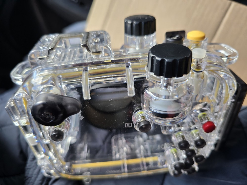 CANON WP-DC48 WATERPROOF CASE No Camera