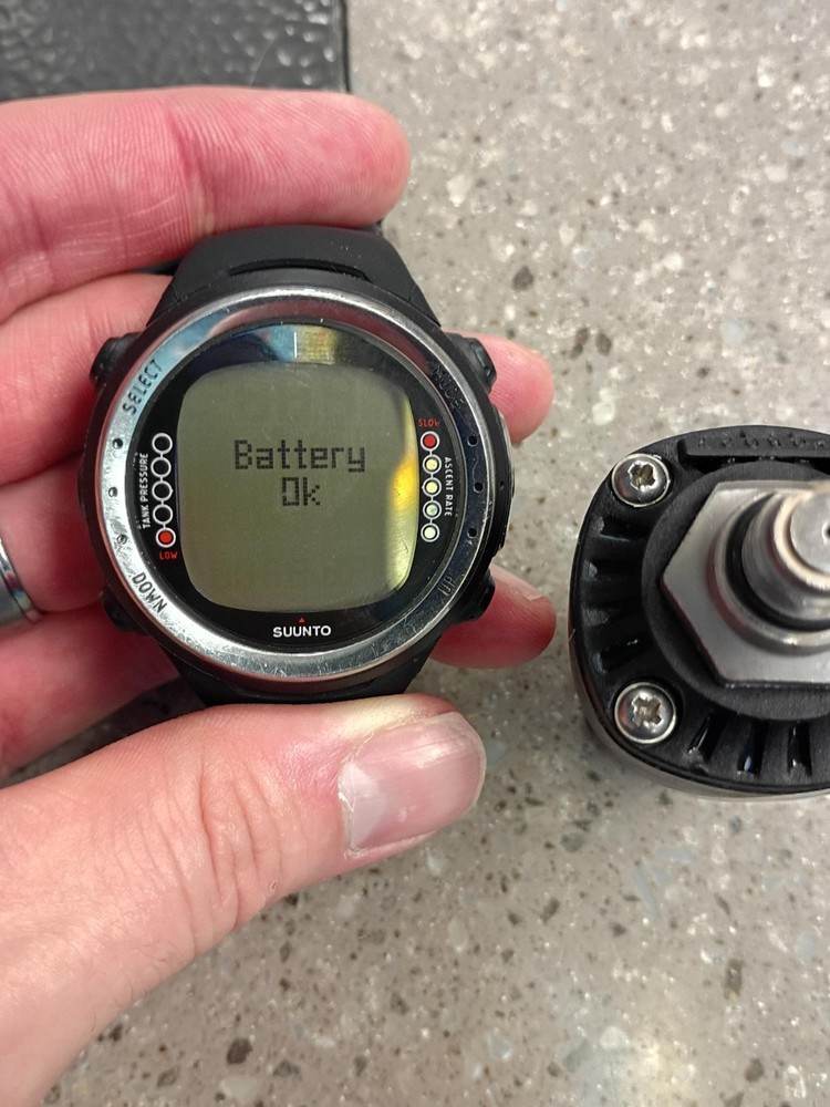 Suunto d4i dive computer with transmitter