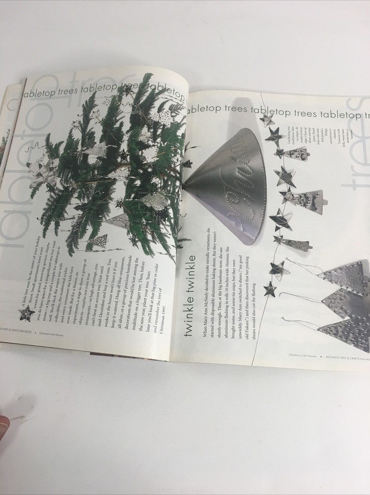 1997 Christmas Craft Preview Magazine, Projects & Patterns Michaels Collectors..