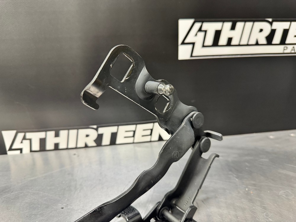 1997 - 2004 CORVETTE C5 CONVERTIBLE TRUNK HINGES OEM #L85