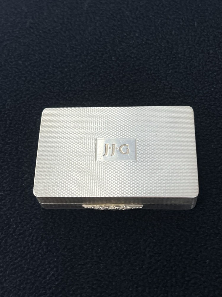 Gallagher Hallmarked Sterling Silver Engine Turned Snuff Box
