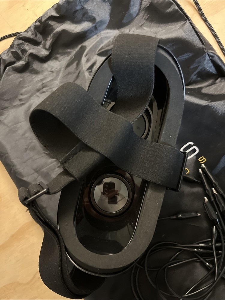 Abacus Brands VR Replacement Goggles with Bag and Clips Virtual Reality