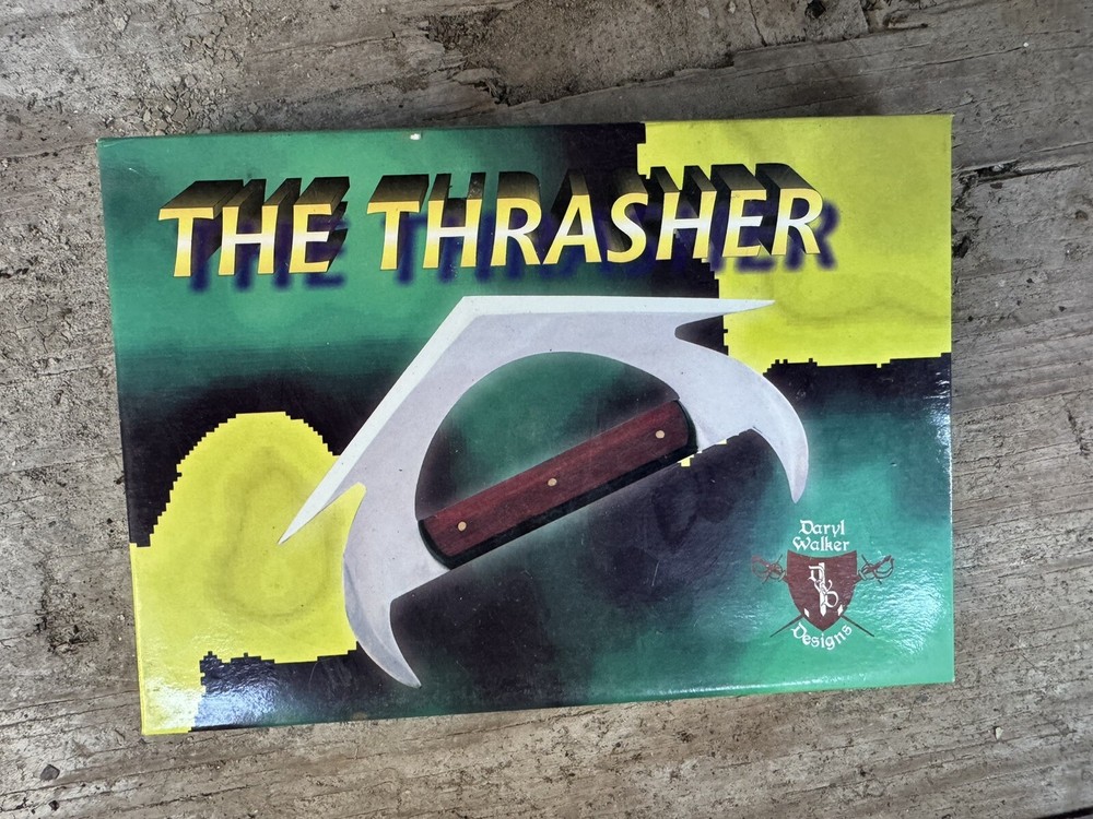 daryl walker designs the thrasher knife Ninja
