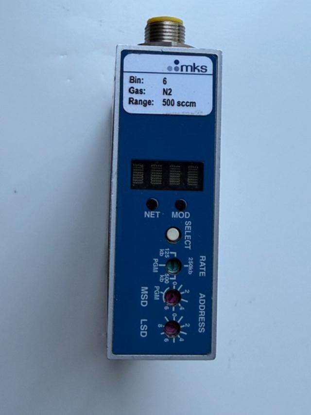 MKS MASS FLOW CONTROLLER GAS N2 RANGE 500 SCCM