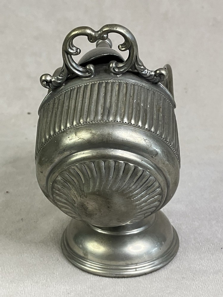 Victorian Sugar Scuttle Server