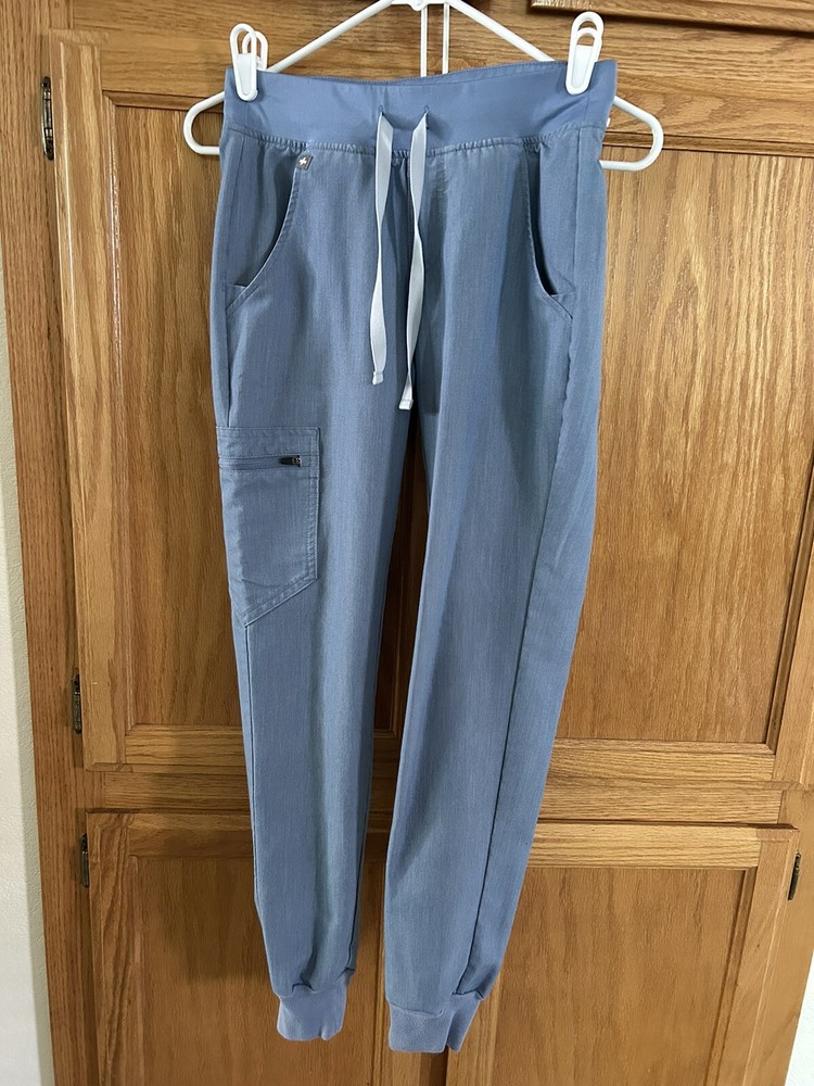 FIGS Technical Collection Scrubs Women Set XXS LIGHT BLUE