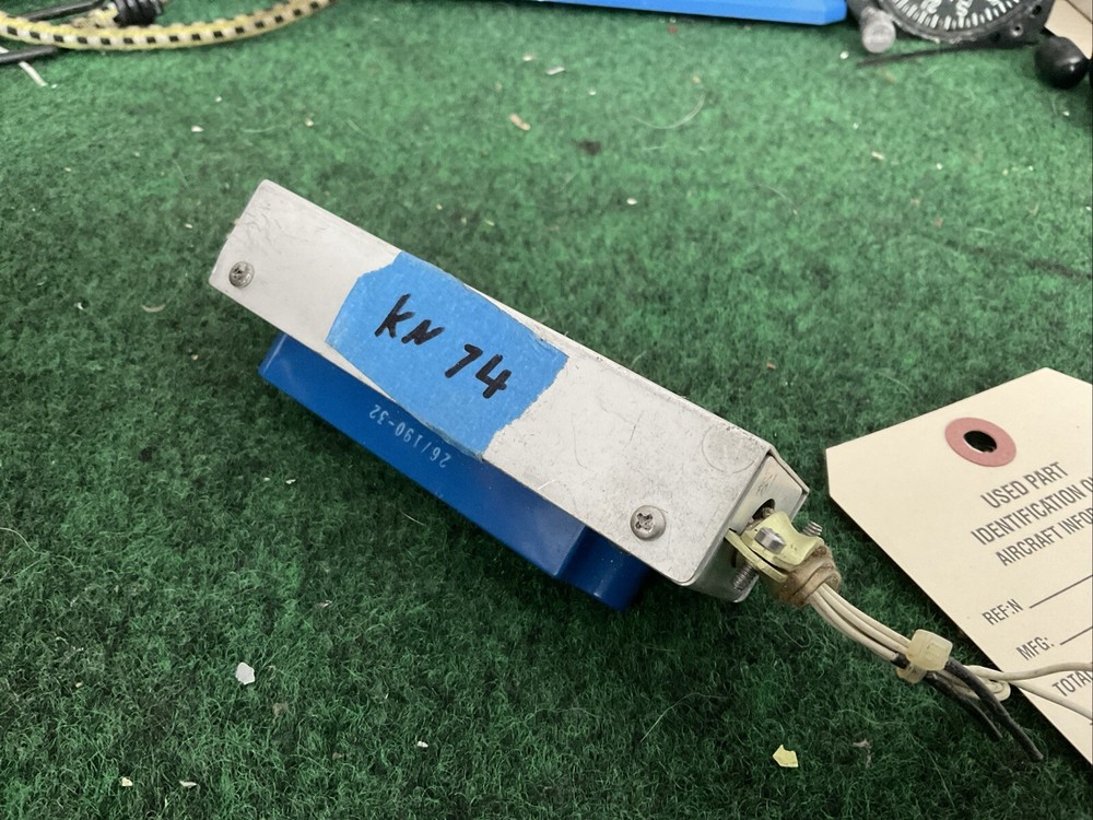 King KN-74 Connector